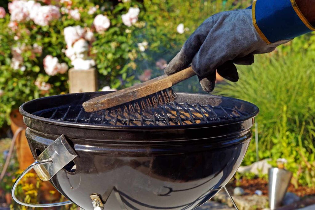 Essential BBQ Maintenance: Keeping Your Grill in Top Shape Assessing Your BBQ Grills Condition