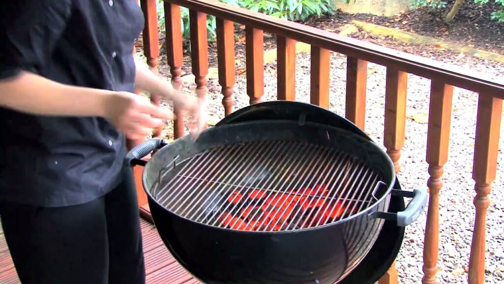 How to Clean a Weber Kettle Grill Cleaning the Grates